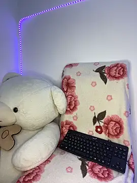 Snapshot of Linda_rouse chatting on 11/09/25, 08:13 Linda rouse online show from 11/09/25, 08:13