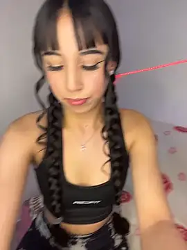 Snapshot of Linda_rouse chatting on 11/13/25, 11:52 Linda rouse online show from 11/13/25, 11:52