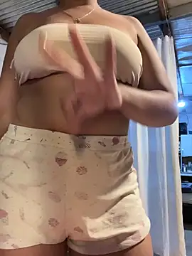 Lolalopez746 online show from 03/08/26, 05:44