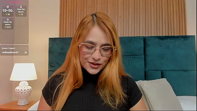 Snapshot of Amber_kiss_ chatting on 06/16/26, 06:30 Amber kiss online show from 06/16/26, 06:30