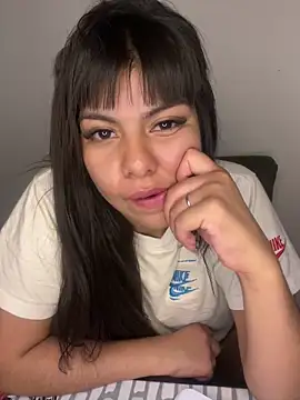 Snapshot of Bulma04 chatting on 10/11/25, 07:09 Bulma04 online show from 10/11/25, 07:09