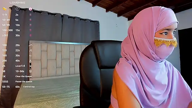 kalila latif online show from 10/04/25, 02:46