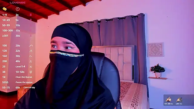 kalila latif online show from 12/15/25, 03:01