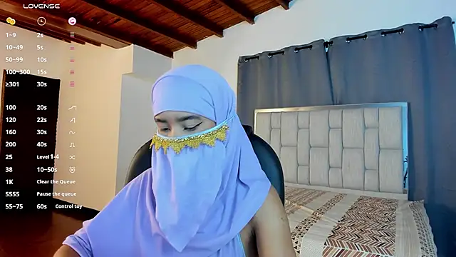 kalila latif online show from 10/21/25, 02:11