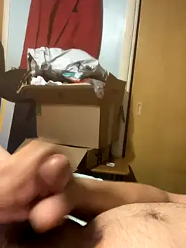 Snapshot of nowandthe chatting on 10/04/25, 06:20 nowandthe online show from 10/04/25, 06:20