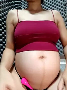 Pipi23  online show from 10/25/25, 03:06