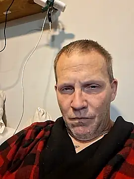 Snapshot of thandino8 chatting on 01/11/26, 09:16 thandino8 online show from 01/11/26, 09:16