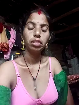 Snapshot of Kirti_k chatting on 10/10/25, 10:32 Kirti k online show from 10/10/25, 10:32