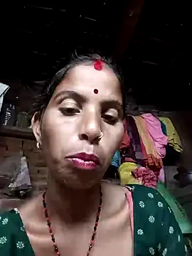 Snapshot of Kirti_k chatting on 10/15/25, 03:42 Kirti k online show from 10/15/25, 03:42