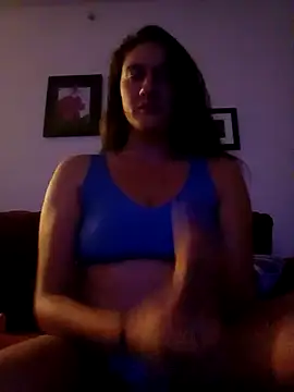 nutmegan online show from 10/25/25, 03:38