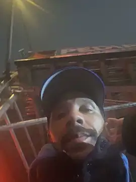 smuckle899 online show from 01/07/26, 12:26