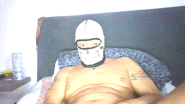 Argo1972 online show from 10/28/25, 09:19