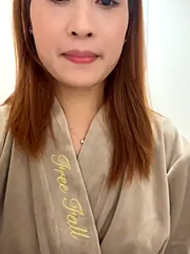 Snapshot of skys777 chatting on 12/14/25, 11:27 skys777 online show from 12/14/25, 11:27