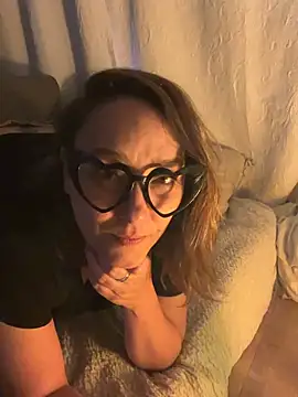 Reine du Vice84 online show from 01/11/26, 04:03