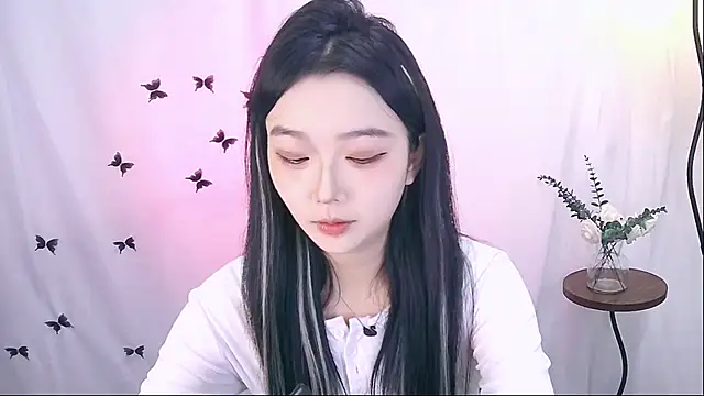 Miao-Maimiao online show from 11/29/25, 01:22