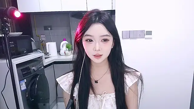 Miao-Maimiao online show from 10/03/25, 04:30