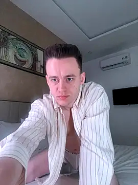 Snapshot of Vaso69_ chatting on 09/26/25, 03:46 Vaso69 online show from 09/26/25, 03:46