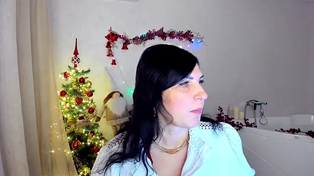 Moon Veloure1 online show from 12/14/25, 03:35