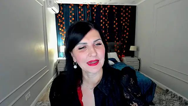 Moon Veloure1 online show from 11/15/25, 03:54