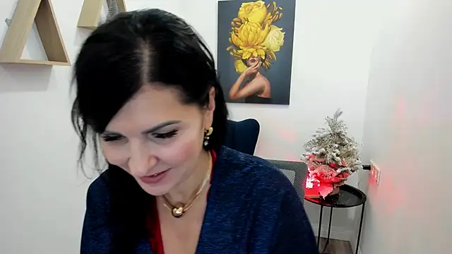 Moon Veloure1 online show from 11/30/25, 03:51