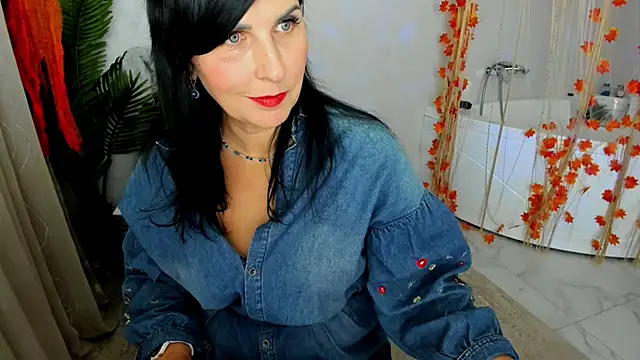 Moon Veloure1 online show from 11/05/25, 04:04