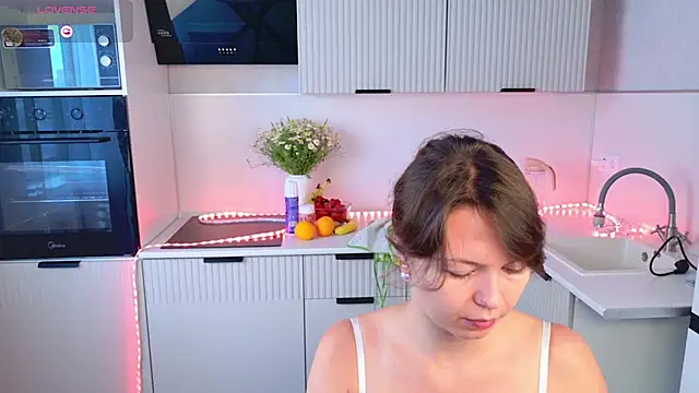 EllaCanny online show from 05/26/26, 05:05
