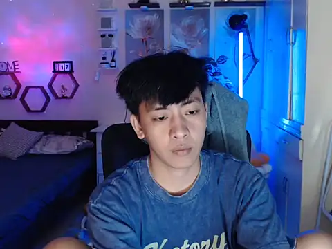 niel cumshow online show from 12/17/25, 04:01