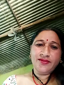 Snapshot of Haliya88 chatting on 10/12/25, 06:48 Haliya88 online show from 10/12/25, 06:48