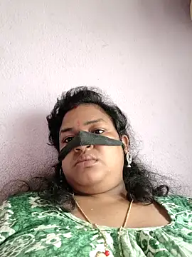 Snapshot of Deborbhavi222 chatting on 05/02/26, 04:28 Deborbhavi222 online show from 05/02/26, 04:28