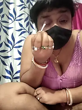 Deborbhavi222 online show from 03/08/26, 04:21