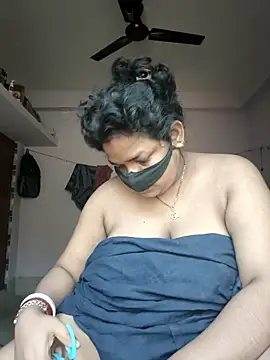 Deborbhavi222 online show from 03/03/26, 10:44