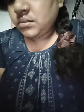 Deborbhavi222 online show from 07/03/26, 08:43