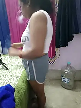 Deborbhavi222 online show from 12/15/25, 11:49