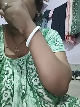 Deborbhavi222 online show from 06/18/26, 04:23