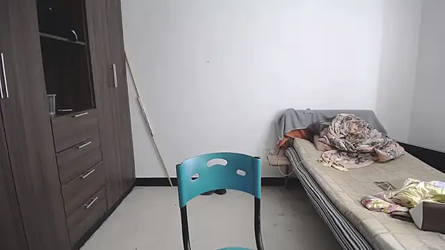 Snapshot of Mirage_Sertori chatting on 02/08/26, 06:16 Mirage Sertori online show from 02/08/26, 06:16