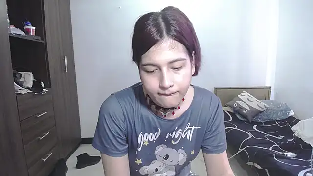 Snapshot of Mirage_Sertori chatting on 05/15/26, 01:31 Mirage Sertori online show from 05/15/26, 01:31