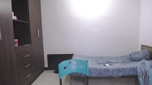 Snapshot of Mirage_Sertori chatting on 03/18/26, 11:05 Mirage Sertori online show from 03/18/26, 11:05