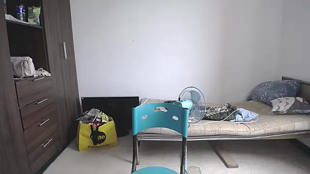 Snapshot of Mirage_Sertori chatting on 04/07/26, 07:04 Mirage Sertori online show from 04/07/26, 07:04