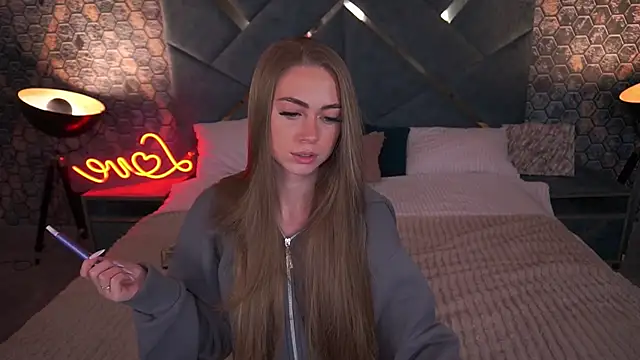 Snapshot of GoGoDream chatting on 11/23/25, 07:40 GoGoDream online show from 11/23/25, 07:40