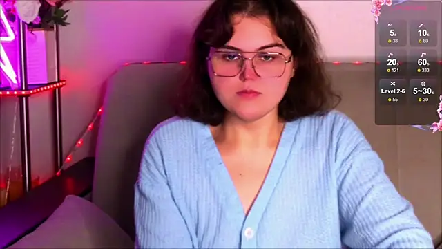  online show from 10/24/25, 01:59