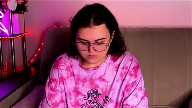  online show from 11/13/25, 04:16