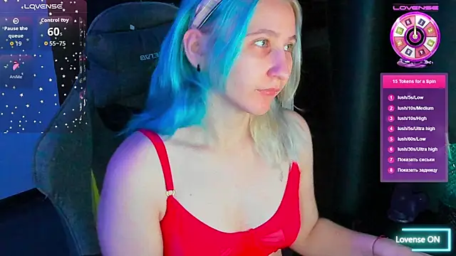 ChristinaFivePlus online show from 11/07/25, 05:17