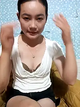 dorothyxx online show from 10/07/25, 10:22