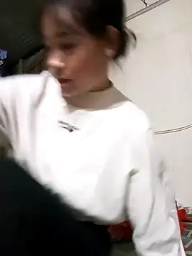 Snapshot of dorothyxx chatting on 11/27/25, 10:59 dorothyxx online show from 11/27/25, 10:59