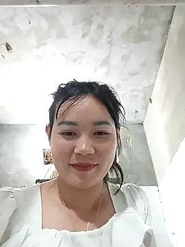 Snapshot of dorothyxx chatting on 11/18/25, 11:24 dorothyxx online show from 11/18/25, 11:24