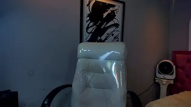 wildthor26 online show from 09/22/25, 04:18