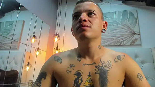 wildthor26 online show from 03/04/26, 04:09