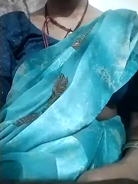 Snapshot of KumariPayal chatting on 10/26/25, 03:12 KumariPayal online show from 10/26/25, 03:12