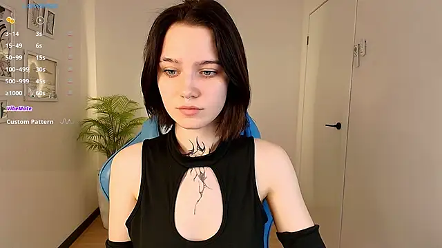 Elastikisss online show from 11/24/25, 01:49