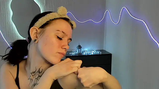 Snapshot of Elastikisss chatting on 03/02/26, 05:08 Elastikisss online show from 03/02/26, 05:08